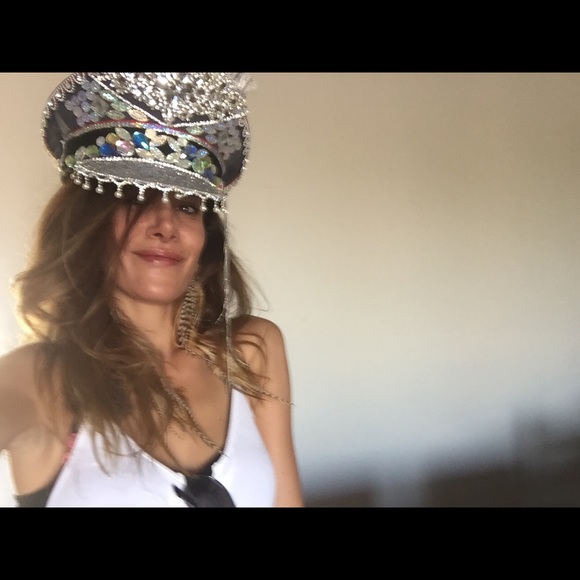 Meet your Posher, Yafit - Picture 2 of 2